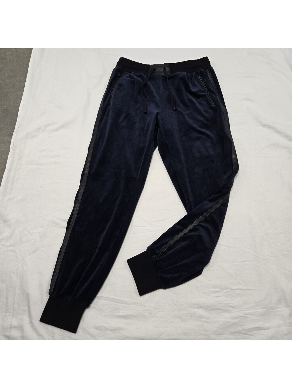 EUC Size MEDIUM Blanc Noir Sporty Velour Pants Blue/Black Side Stripe Zip Pocket